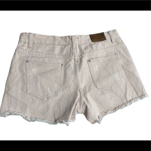 𝅺pol Pink denim shorts size large - Picture 4 of 7